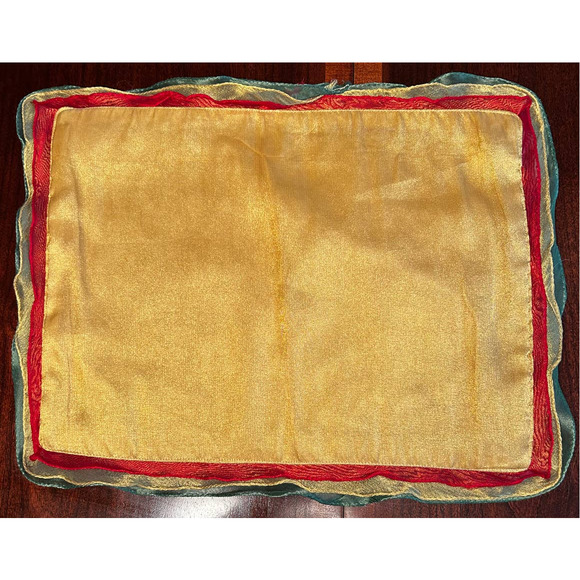 Pier 1 Imports Set Two (2) Gold Red Green Ruffle Elegant Placemats 13"x19" VGC - Picture 2 of 4